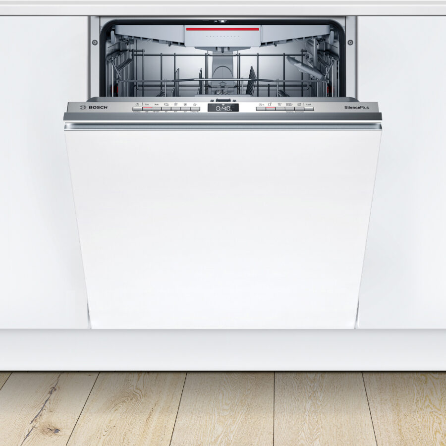 Bosch SMV4HCX07E fully-integrated dishwasher in kitchen base units.