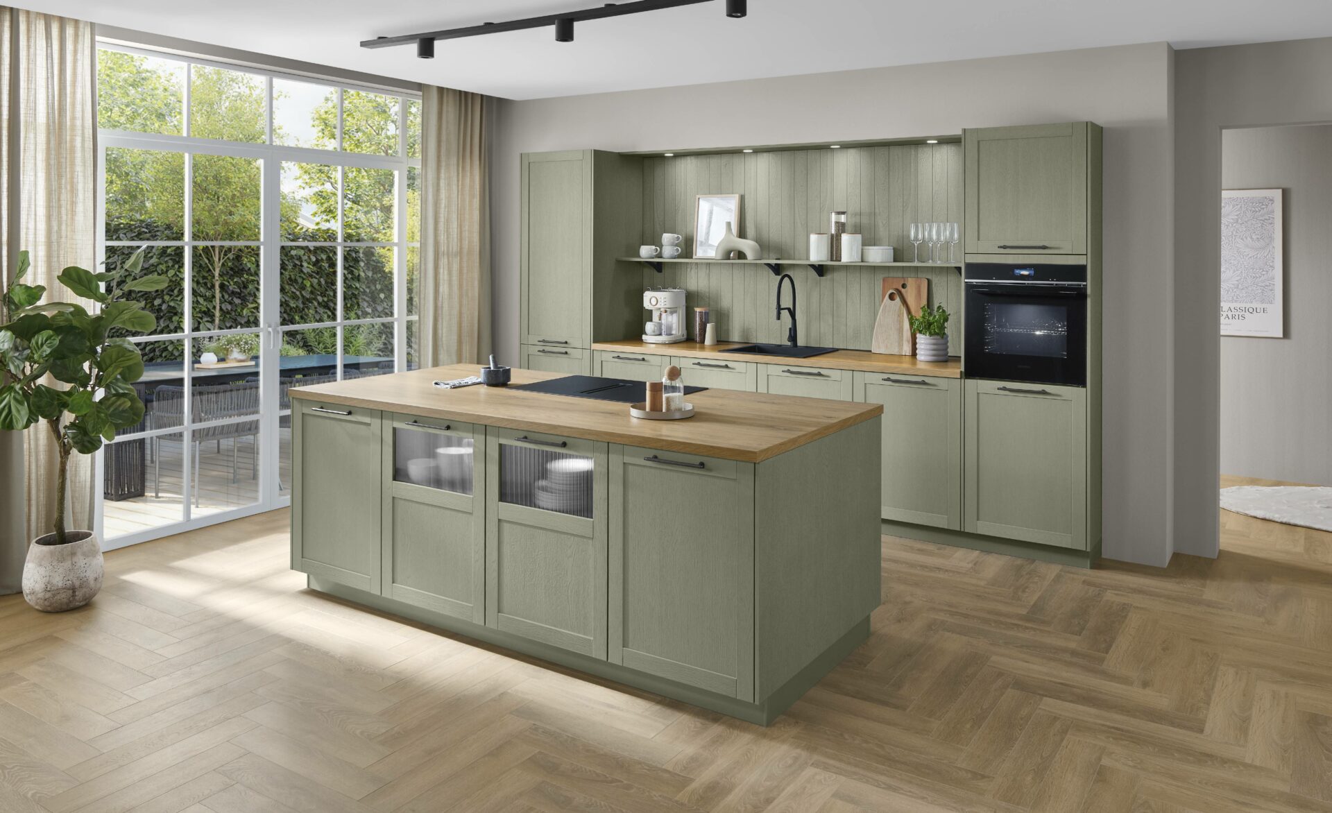 31161_25_Frame_617_D