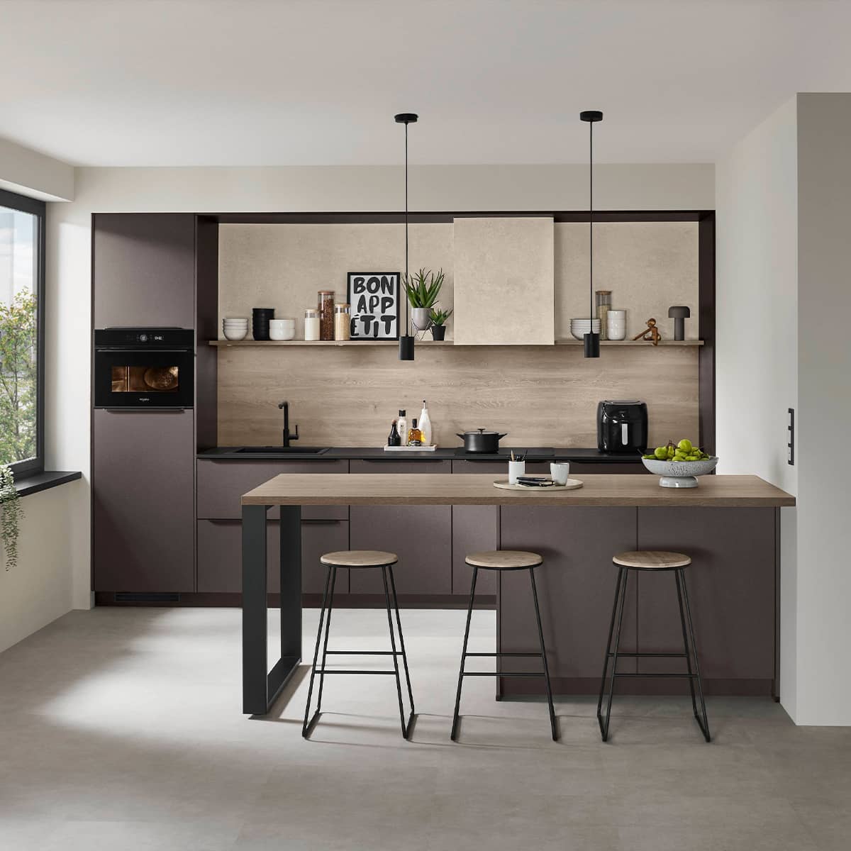 Modern Nobilia Look 605 Coffee kitchen layout with a dark matte island, wood-effect splashback, and pendant lighting.